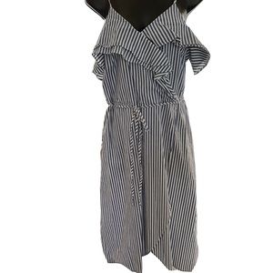 Size Large blue and white striped dress